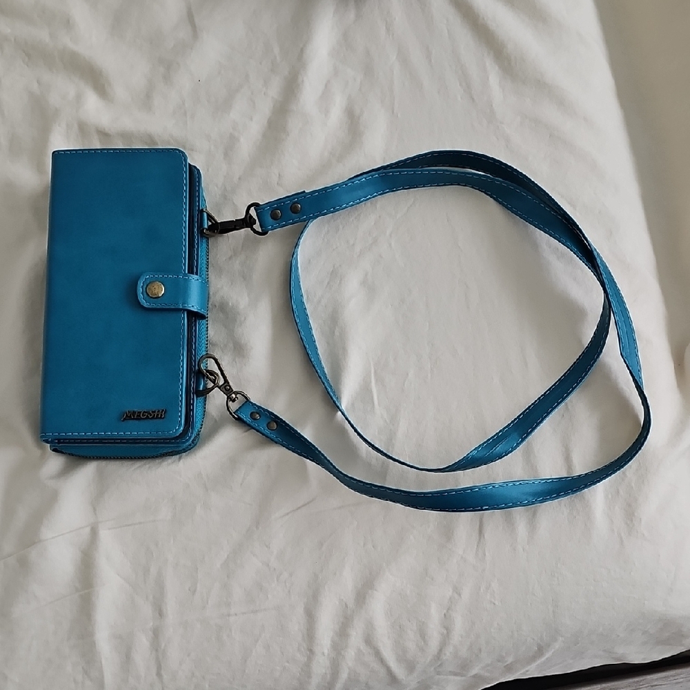Aposch Blue Wallet with Strap